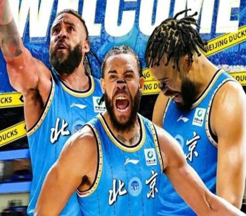 鹿晗现身疑,似泪洒街头,邓超陪伴慰,开云体育平台,开云体育官方网站,开云体育登录入口,开云体育app下载